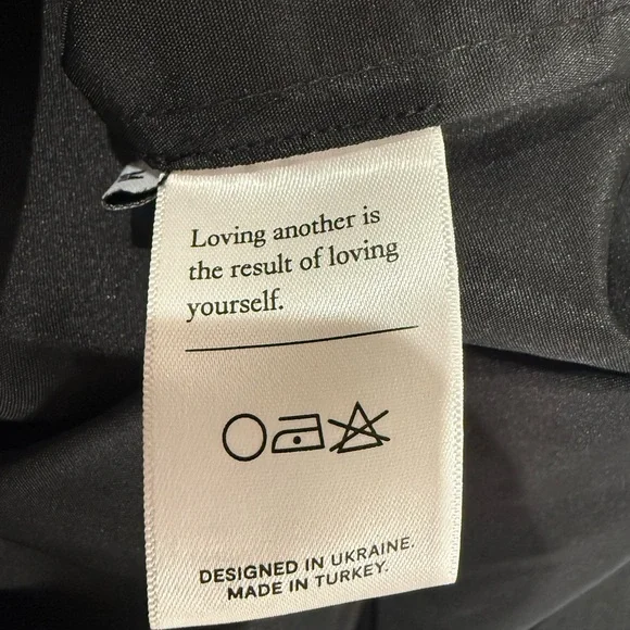 Sleeper NWT Atlanta Black Elegant LBD Shoulder Dress 100% Polyester-M - Picture 14 of 16